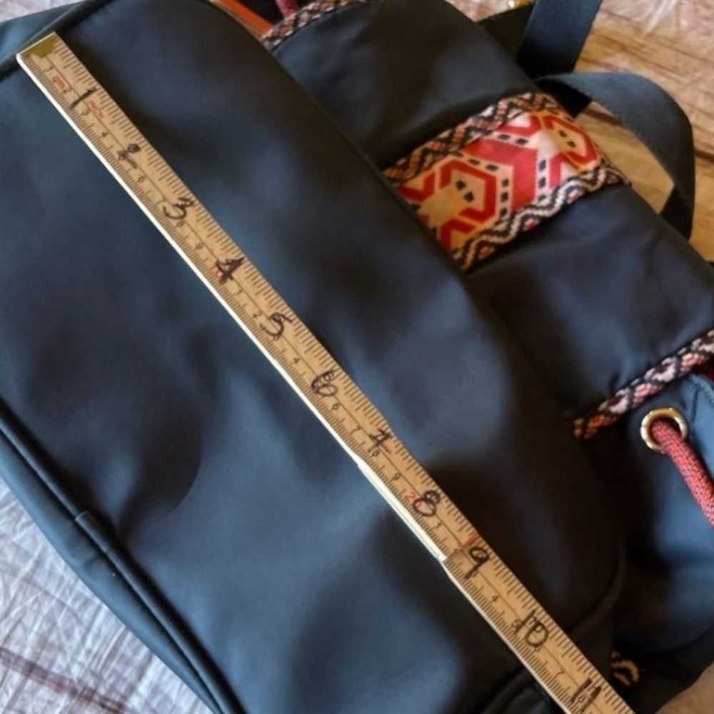 NWOT- SPARTINA 449 NAVY BLUE & CORAL HERRINGBONE TASSLE BACKPACK W/ADJUST STRAPS - Picture 9 of 10